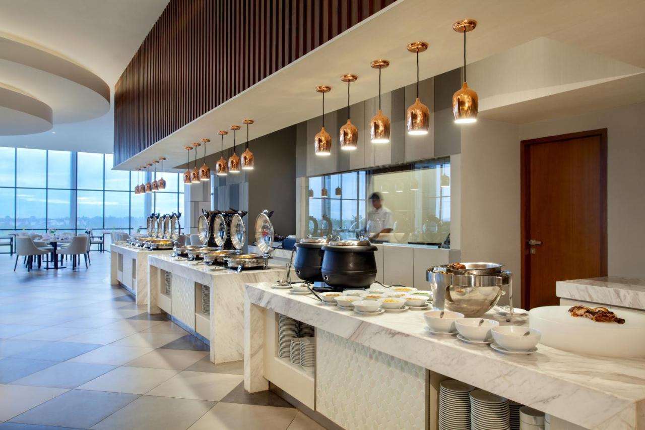 Wyndham Opi Hotel Palembang Palimbão Exterior foto